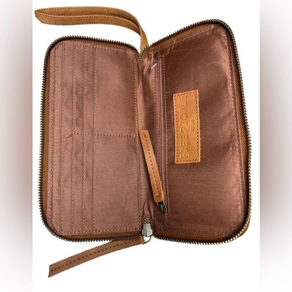 NWT Free People Vegan Distressed Zip Around Wallet - Picture 4 of 8